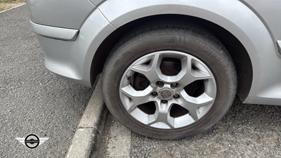 Lot 834 - 2005 VAUXHALL ASTRA SXI