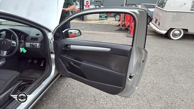Lot 834 - 2005 VAUXHALL ASTRA SXI