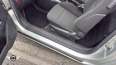 Lot 834 - 2005 VAUXHALL ASTRA SXI