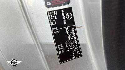 Lot 850 - 2002 MERCEDES SLK 320
