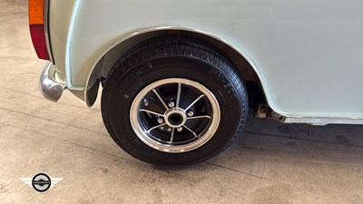 Lot 868 - 1972 AUSTIN MINI CLUBMAN