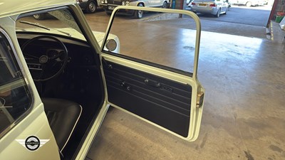 Lot 868 - 1972 AUSTIN MINI CLUBMAN