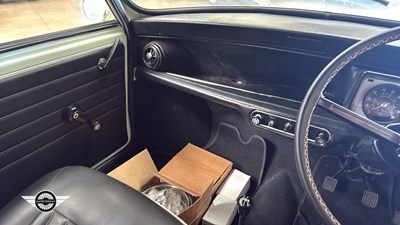 Lot 868 - 1972 AUSTIN MINI CLUBMAN