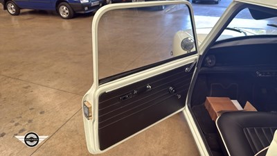 Lot 868 - 1972 AUSTIN MINI CLUBMAN