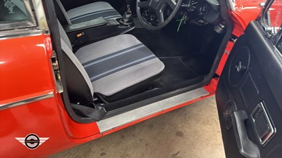 Lot 899 - 1980 MG B GT