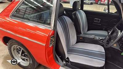 Lot 899 - 1980 MG B GT