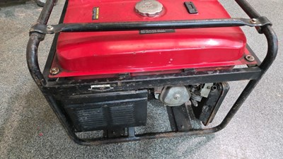 Lot 881 - LISTER DH4 STATIONARY ENGINE + LONCIN DIESEL GENERATOR LC3800DC