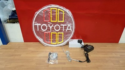 Lot 259 - NEON TOYOTA LIGHT UP SIGN 16" DIA