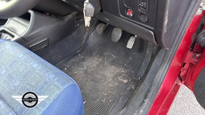 Lot 472 - 2000 PEUGEOT 306 XRD