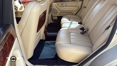 Lot 580 - 2004 BENTLEY ARNAGE R AUTO