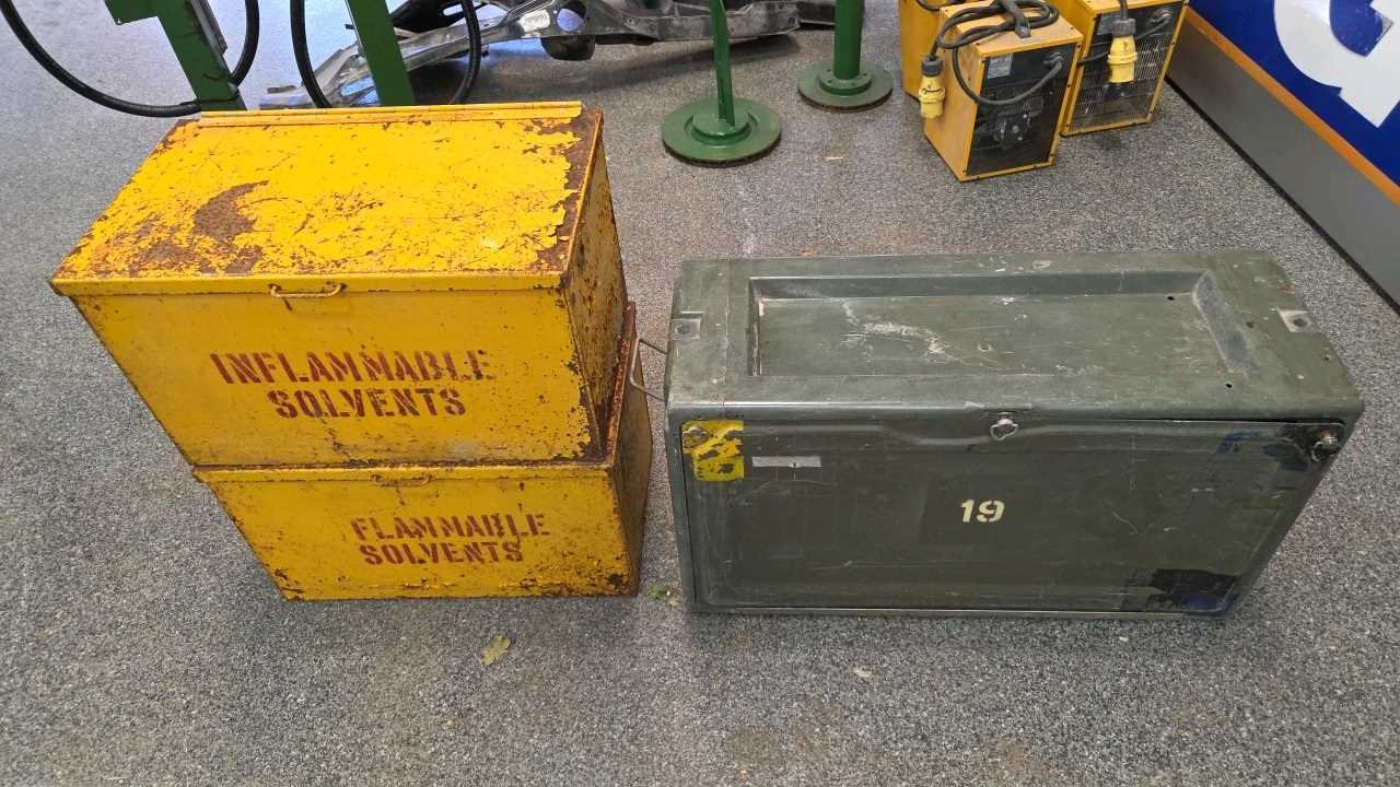 Lot 547 - 3X STEEL STORAGE BOXES