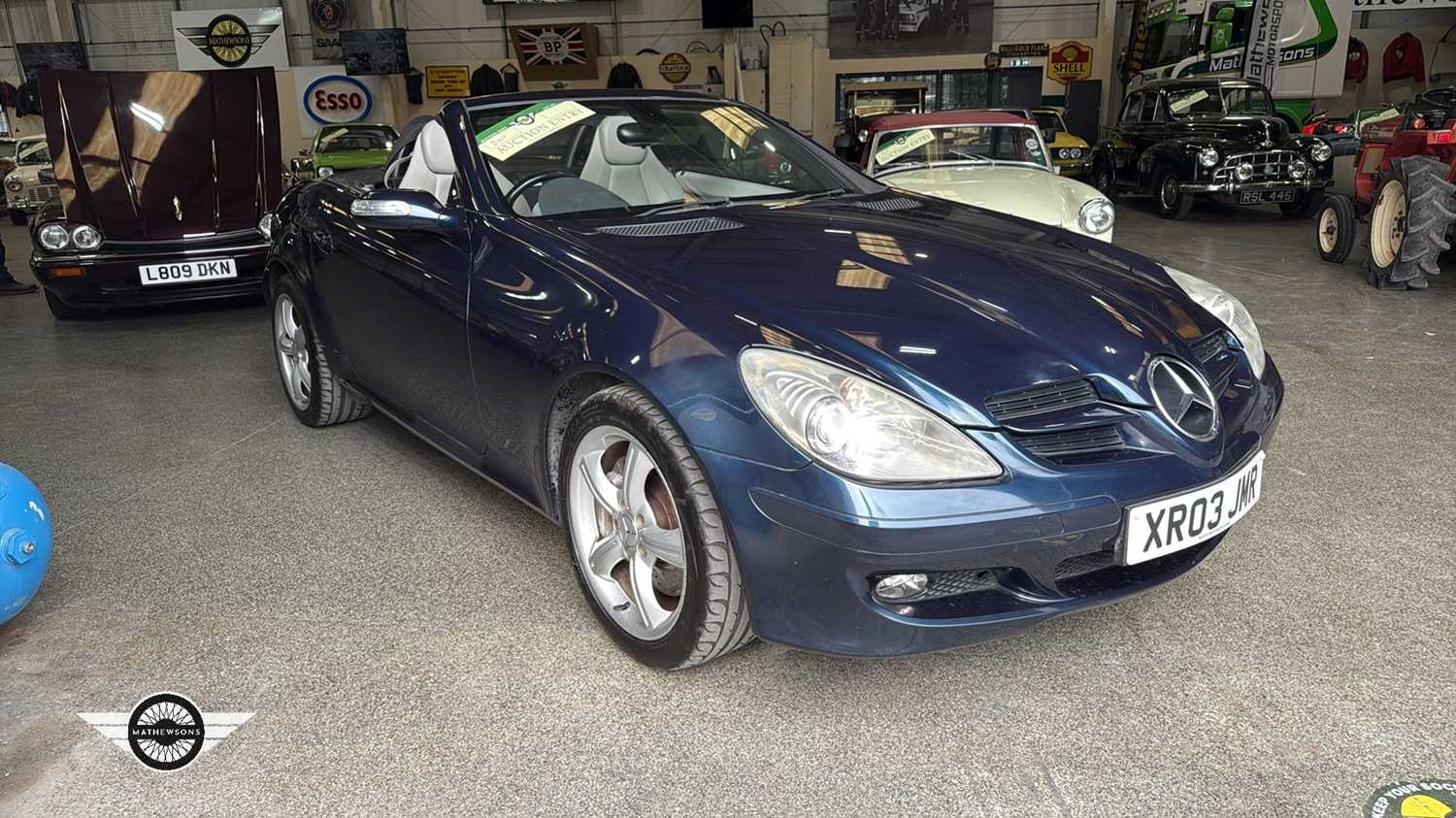 Lot 332 - 2004 MERCEDES SLK 350 AUTO