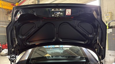 Lot 332 - 2004 MERCEDES SLK 350 AUTO