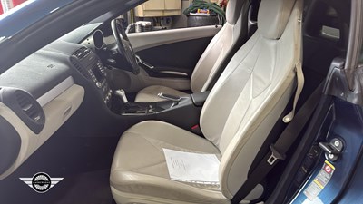 Lot 332 - 2004 MERCEDES SLK 350 AUTO