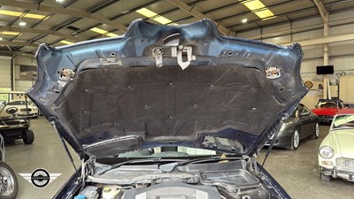 Lot 332 - 2004 MERCEDES SLK 350 AUTO