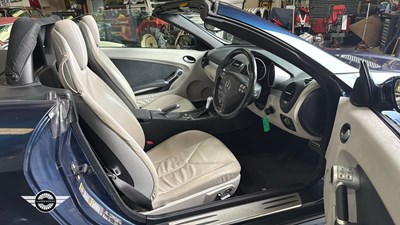 Lot 332 - 2004 MERCEDES SLK 350 AUTO