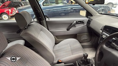 Lot 340 - 1993 VOLKSWAGEN PASSAT CL