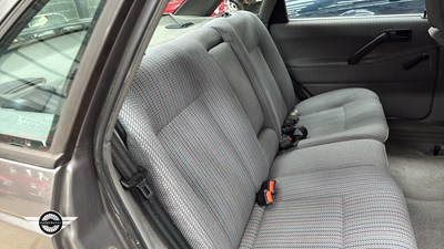 Lot 340 - 1993 VOLKSWAGEN PASSAT CL
