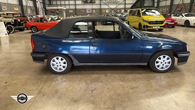 Lot 767 - 1992 VAUXHALL ASTRA CONVERTIBLE