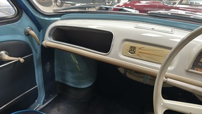 Lot 150 - 1959 RENAULT DAUPHINE