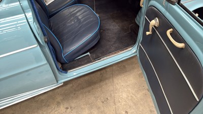 Lot 150 - 1959 RENAULT DAUPHINE