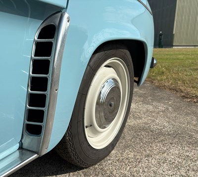 Lot 150 - 1959 RENAULT DAUPHINE