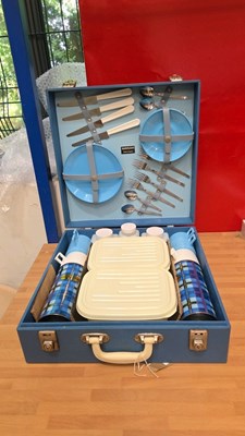 Lot 809 - SIRRAM BLUE PICNIC SET