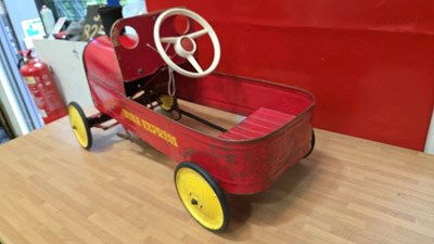 Lot 271 - CHILD'S DUKE PEDAL LOCO