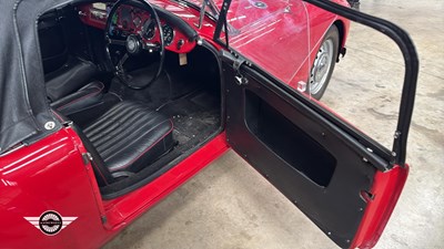 Lot 604 - 1960 MG A