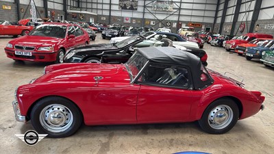 Lot 604 - 1960 MG A