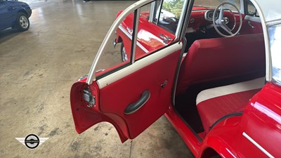 Lot 303 - 1961 VAUXHALL VICTOR DELUXE
