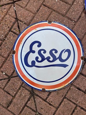 Lot 117 - ESSO ENAMEL SIGN 16" DIA