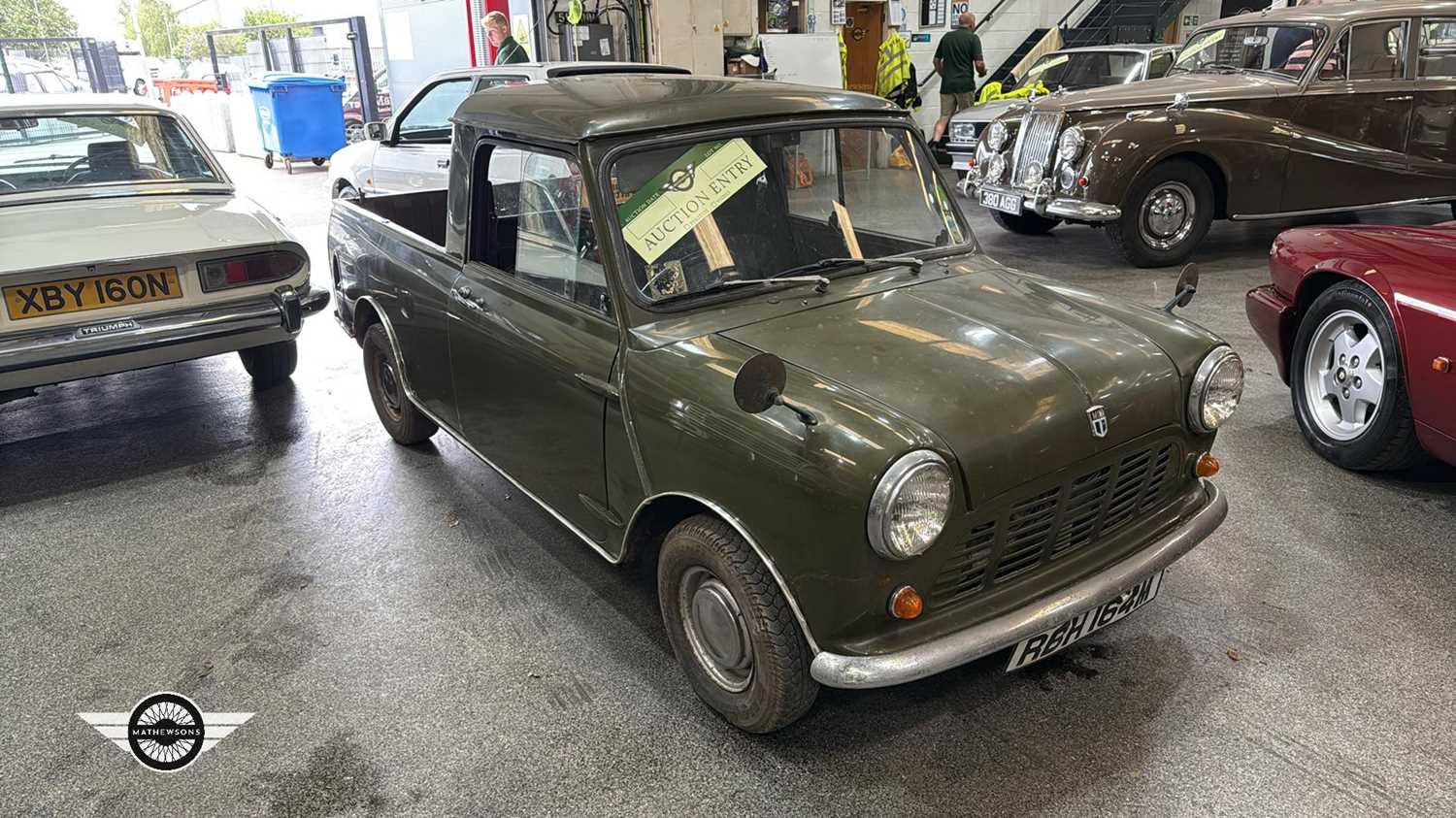 Lot 707 - 1974 MORRIS MINI
