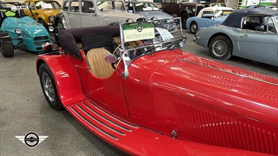 Lot 464 - 1975 DAIMLER SOVEREIGN 4.2 LWB AUTO (BASED ON A STEADMAN JAGUAR TS100)