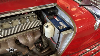 Lot 464 - 1975 DAIMLER SOVEREIGN 4.2 LWB AUTO (BASED ON A STEADMAN JAGUAR TS100)