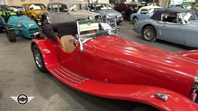 Lot 464 - 1975 DAIMLER SOVEREIGN 4.2 LWB AUTO (BASED ON A STEADMAN JAGUAR TS100)