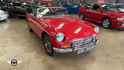 Lot 661 - 1973 MG B
