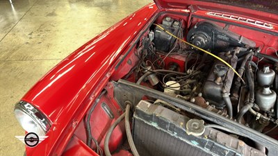 Lot 661 - 1973 MG B