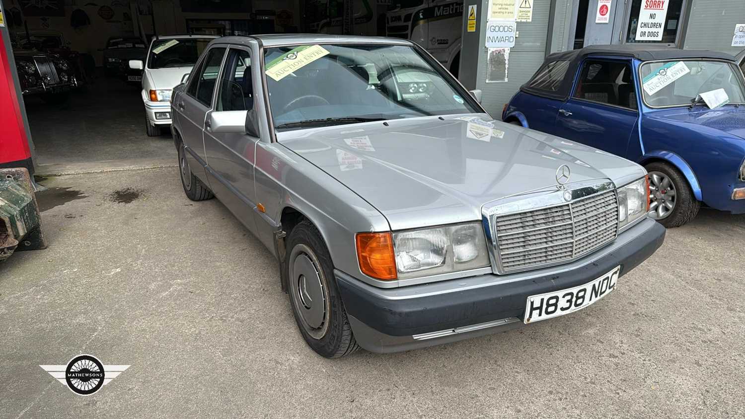 Lot 588 - 1991 MERCEDES 190E AUTO