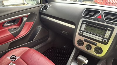 Lot 184 - 2008 VOLKSWAGEN EOS SPORT T FSI A