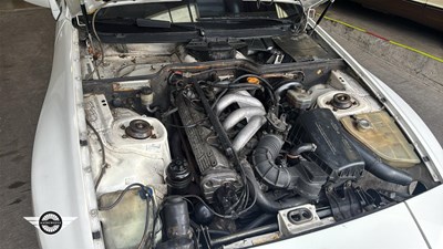 Lot 260 - 1985 PORSCHE 944
