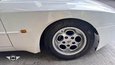 Lot 260 - 1985 PORSCHE 944