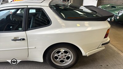 Lot 260 - 1985 PORSCHE 944