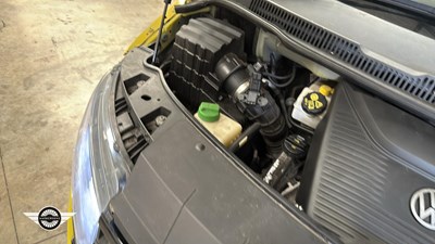 Lot 780 - 2017 VOLKSWAGEN TRANSPORTER T28 S-LINE TD