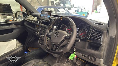 Lot 780 - 2017 VOLKSWAGEN TRANSPORTER T28 S-LINE TD