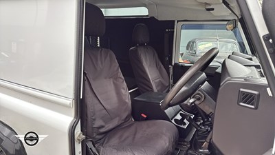 Lot 778 - 2011 LAND ROVER DEFENDER 90 HARD TOP TD