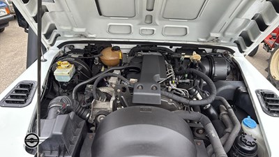 Lot 778 - 2011 LAND ROVER DEFENDER 90 HARD TOP TD