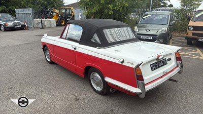 Lot 344 - 1969 TRIUMPH HERALD 13/60