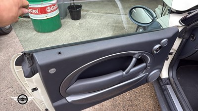 Lot 148 - 2006 MINI MINI COOPER S AUTO