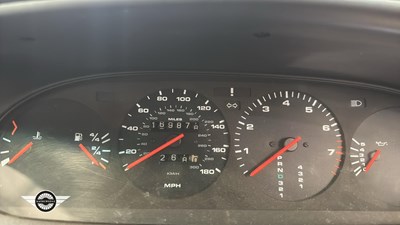 Lot 852 - 1993 PORSCHE 968 COUPE AUTO